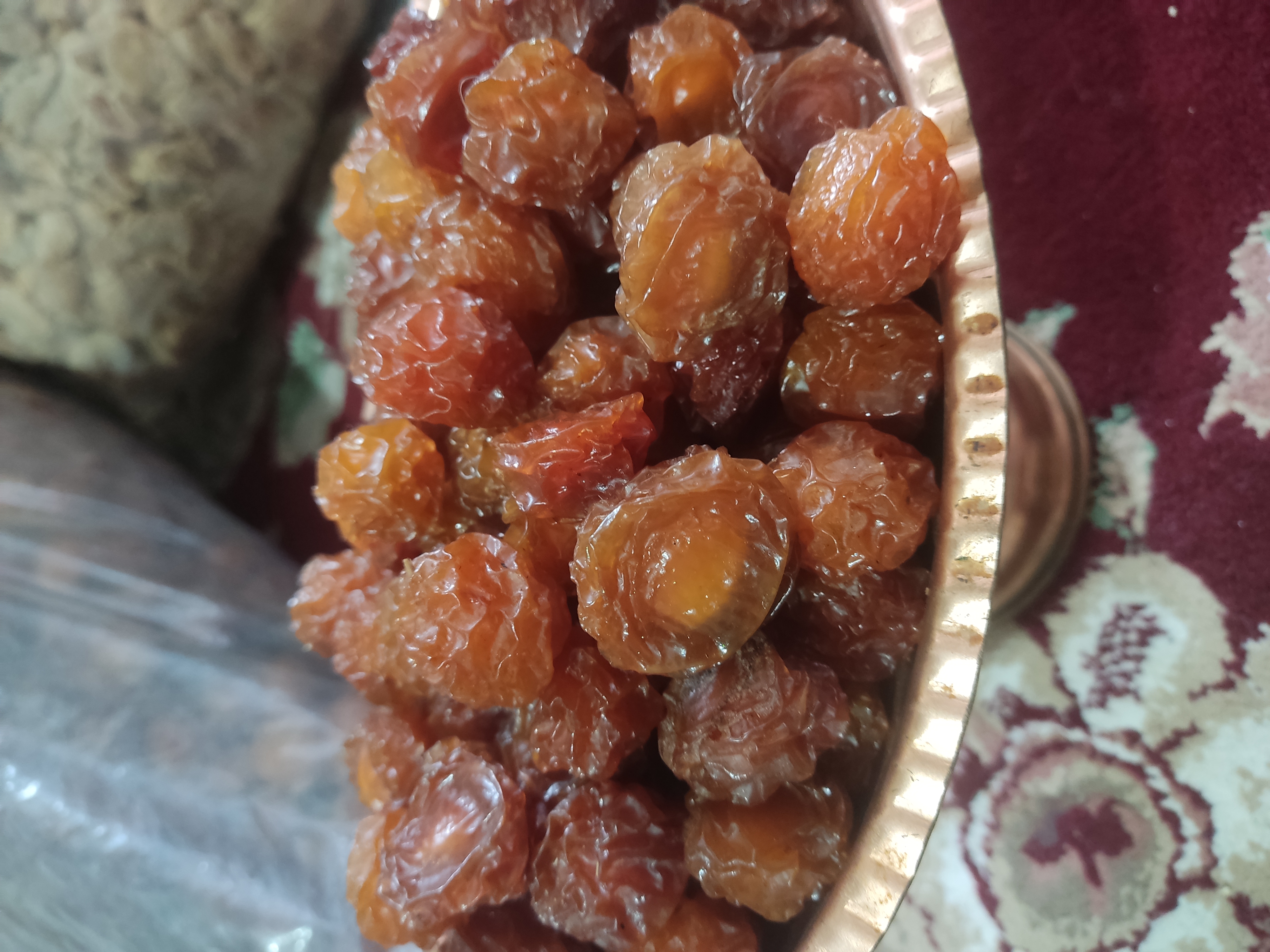 آلوچه  شرابی مراغه درجه یک و اعلا یک کیلویی